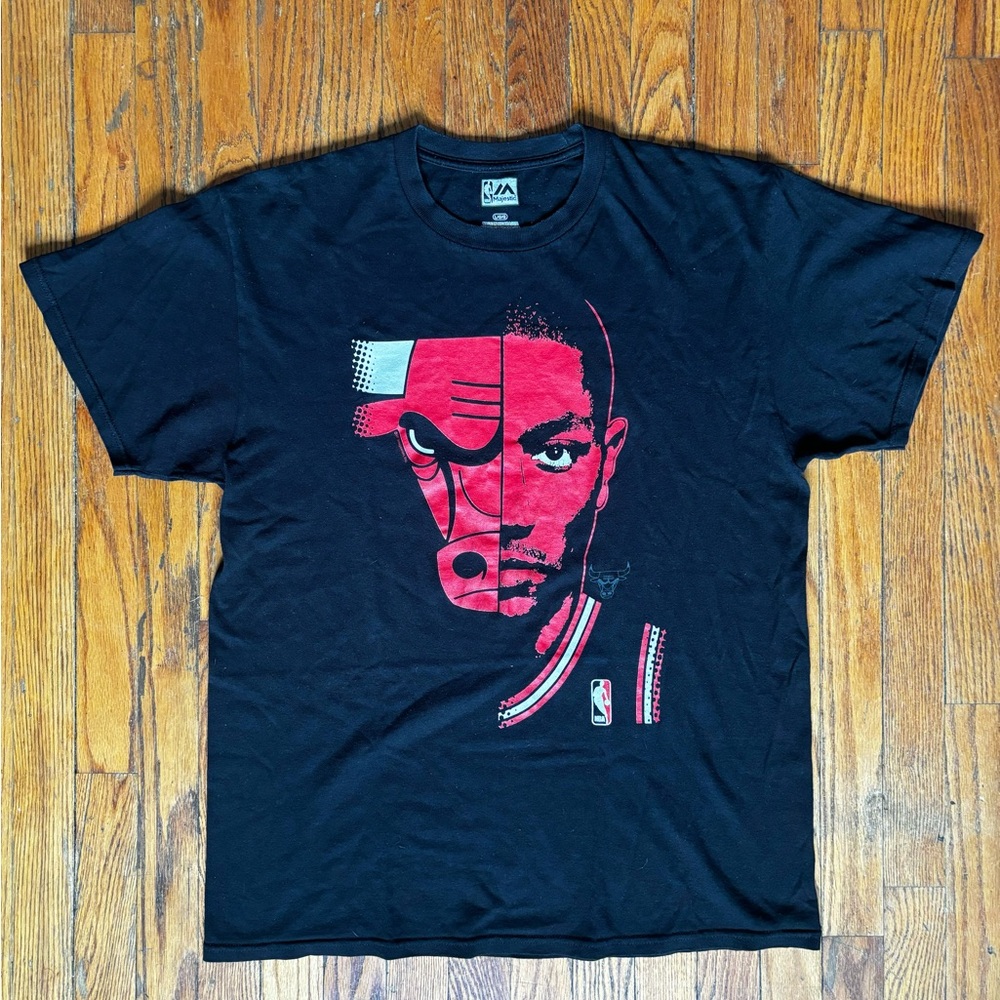 Retro Bulls/ Derrick Rose Graphic T-Shirt
